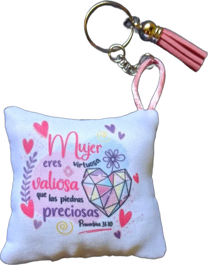 Llavero mini cojín con la frase Mujer virtuosa, Proverbios 31:10